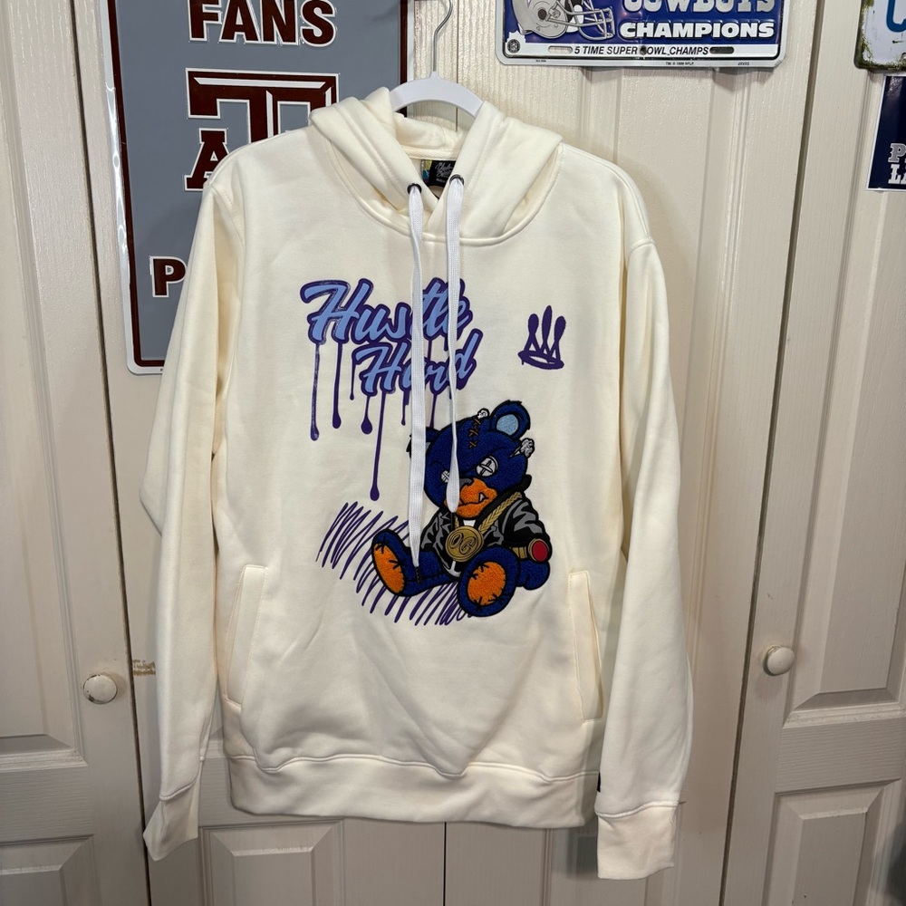 Bleecker & Mercer Hustle Hard Men’s Hoodie